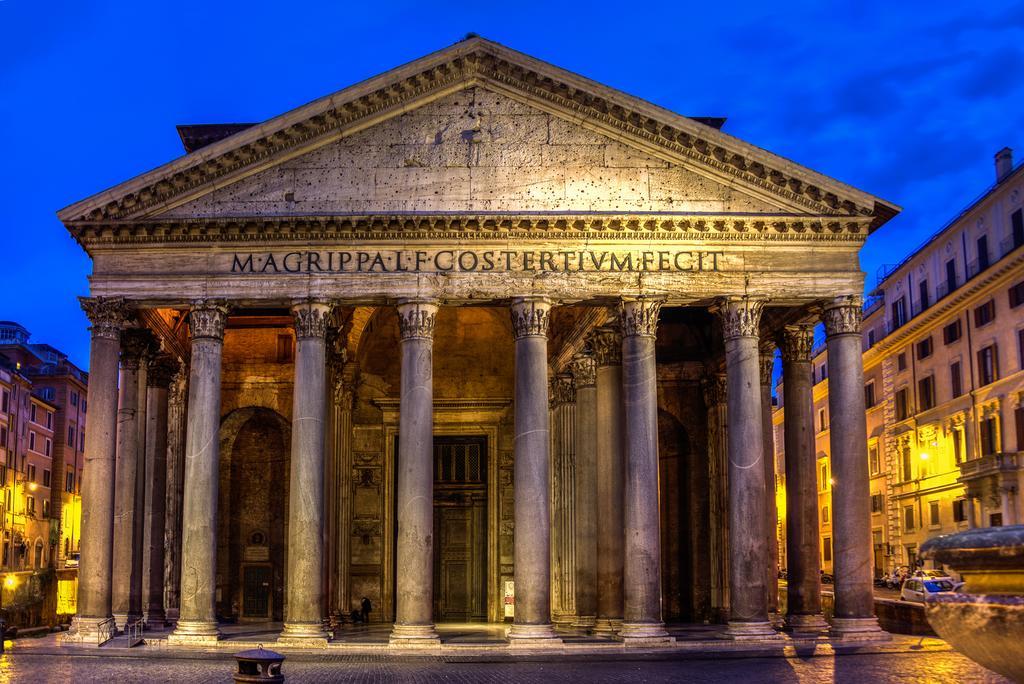 Stunning Pantheon Apartment โรม ภายนอก รูปภาพ
